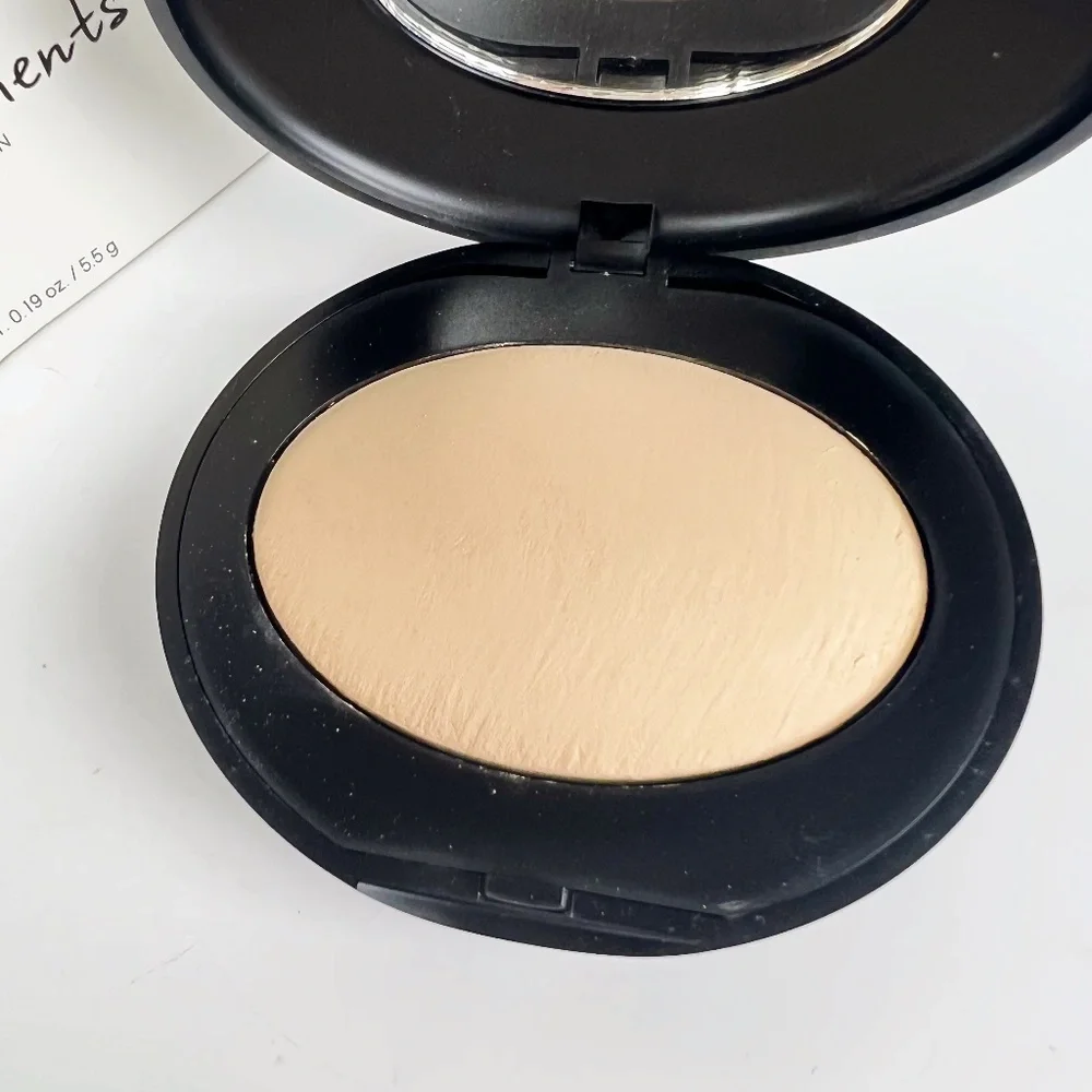 Laura Geller Baked Elements Foundation PORCELAIN .19 oz/5.5g Full Size RARE